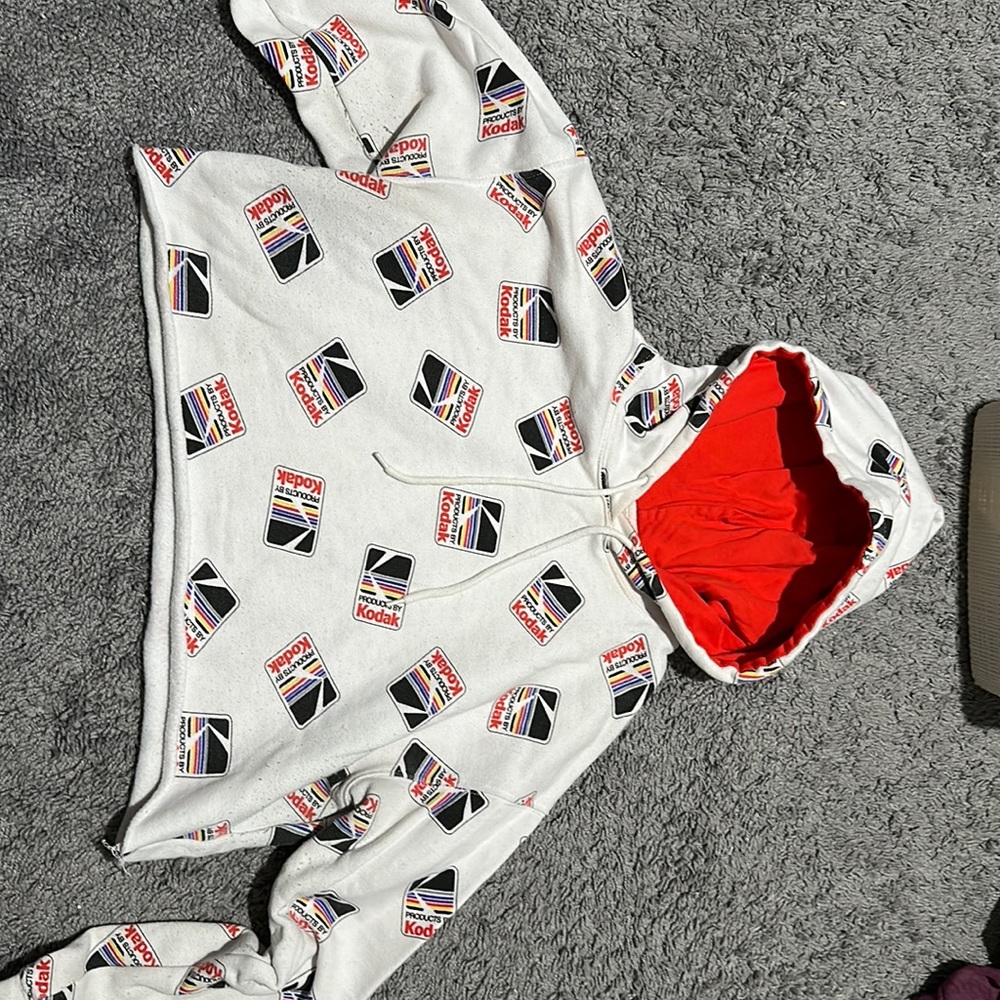 Cute cropped hoodie